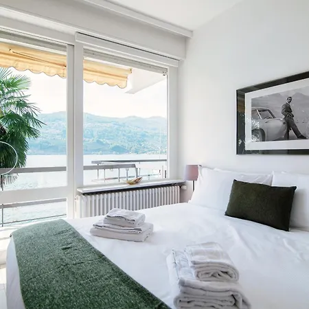 Bellariva Lakefront By Quokka 360 - Flat With Private Pier Apartment *