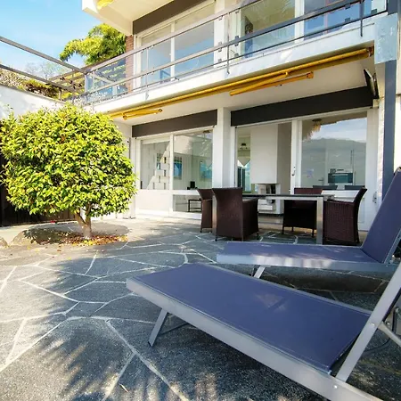 Bellariva Lakefront By Quokka 360 - Flat With Private Pier * Montagnola