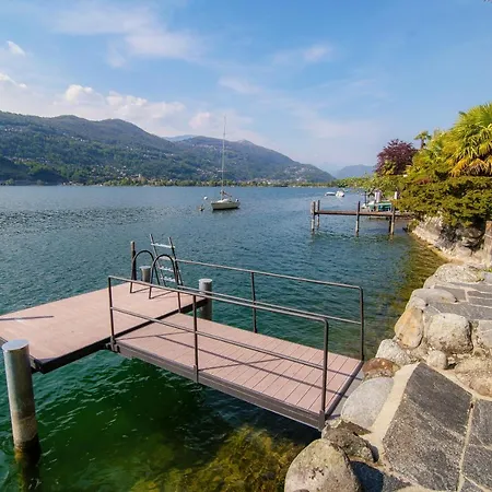 Bellariva Lakefront By Quokka 360 - Flat With Private Pier Apartment Montagnola